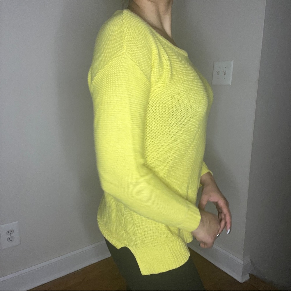 Light Knit Sweater - Picture 4 of 7